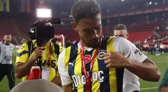 Fenerbahçe 5 yıldız mı oldu? Fenerbahçe'nin logosu 5 yıldız mı oldu? Fenerbahçe'nin logosu değişti mi?