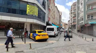 Bağcılar'da Yolcu Minibüsünden 3 Kadın Yola Düştü