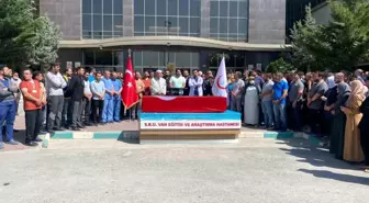 Van'da Bisikletli Hemşirenin Cenazesi Yalova'ya Uğurlandı