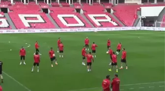 A Milli Takım, Galler maçı hazırlıklarını tamamlandı