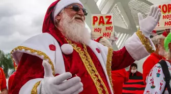 Brezilya'da Noel Baba Buluşması Düzenlendi