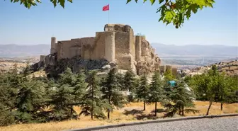 Elazığ tarihi ve doğal güzellikleri ile turistlerin ilgisini çekiyor