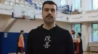 Anadolu Efes, Ergin Ataman'ın ayrılığı sonrası göreve Erdem Can'ı getirdi