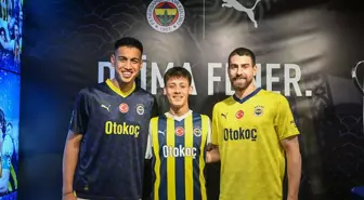 Fenerbahçe'nin 2023-2024 Sezonu Formaları Tanıtıldı