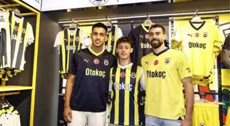 Fenerbahçe'nin 2023-2024 sezonu formaları tanıtıldı