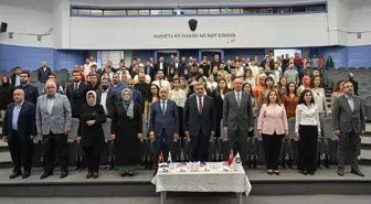 HAK-İŞ ve Ankara Hacı Bayram Veli Üniversitesi, 6. Ulusal Gençlik Farkında Tema Fikri Proje Yarışması'nın ödüllerini sahiplerine verdi