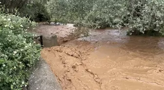 Yozgat'ta Sağanak Sonrası Oluşan Sel Ekili Alanlarda Hasara Yol Açtı