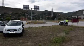 Kırıkkale'de Cip ve Otomobil Çarpışması: 4 Yaralı
