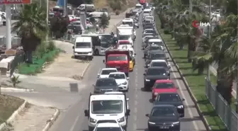 Bodrum'a 1 günde 25 bin araç giriş yaptı, 5 dakikalık yol 45 dakikaya çıktı