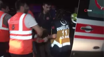 Çatalca'da kontrolden çıkan araç takla attı: 14 yaralı