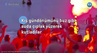 Kış gündönümünü buz gibi suda çıplak yüzerek kutladılar