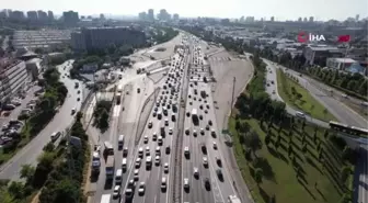 Mahmutbey gişelerinde bayram öncesi trafik hareketliliği