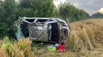 Tokat'ta Otomobil Tarlaya Devrildi: 1 Ölü, 4 Yaralı