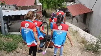 Samandağ'da depremden etkilenen yaşlı ve engellilere Vefa Projesi kapsamında hizmet verildi