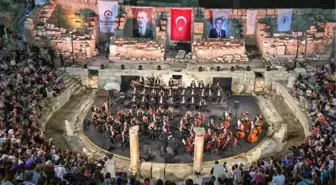 Cumhurbaşkanlığı Senfoni Orkestrası, Laodikya Antik Kenti'nde konser verdi