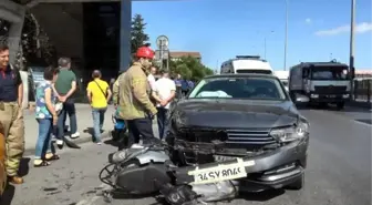 Avcılar'da Zincirleme Kaza: 2 Yaralı