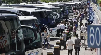 İstanbul Otogarı'nda Bayram Yoğunluğu