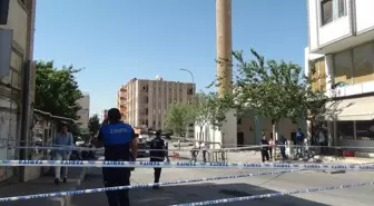Kahramanmaraş'ta depremden etkilenen cami yıkıldı
