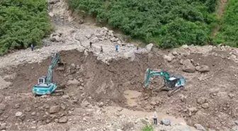 Giresun'da heyelan sonrası kaybolan kişi aranıyor