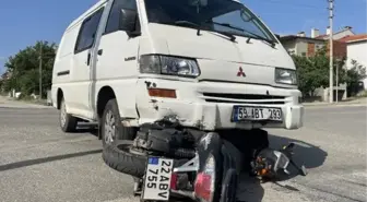 Keşan'da Motosiklet Kazası: Kasksız Sürücü Ağır Yaralandı