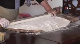 Sivrihisar'ın özel muska baklavasına bayramda yoğun talep