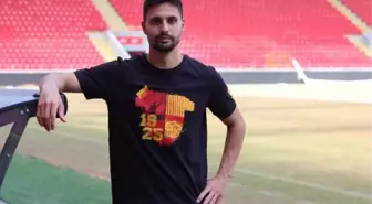 Göztepe, Tarkan Serbest'i transfer etti