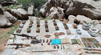 MSB: Irak'ın kuzeyinde teröristlerin kullandığı mağara ve sığınaklarda silah ve mühimmat ele geçirildi