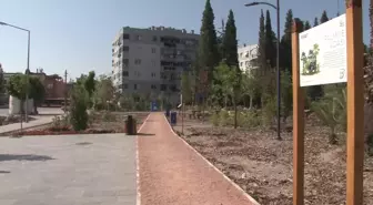 İzmir Büyükşehir Belediyesi tarafından Buca'da kurulan Fırat Yaşayan Parkı büyük ilgi görüyor