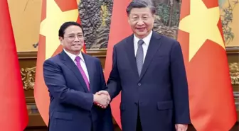 Çin Cumhurbaşkanı Xi Jinping, Vietnam Başbakanı ile Görüştü