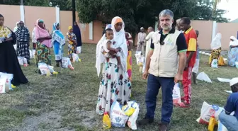 Avrupalı Türkler, Afrikalı Çocukları Bayramda Sevindirdi