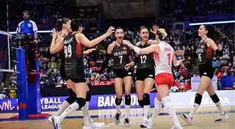 Türkiye Kadın Voleybol Takımı, Tayland'ı 3-0 Mağlup Etti