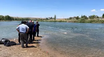 Kırıkkale'de Kızılırmak'a düşen çocuklar için arama çalışması başlatıldı