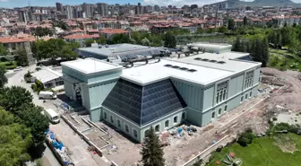 Ankara Büyükşehir Belediyesi Altınpark Yüzme Havuzu'nu Yeniliyor