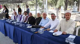 Mersin'de Dinlerin Buluşması: Müslüman ve Hristiyan Din Adamları Birlik ve Beraberlik İçin Dua Etti