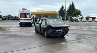 Samsun'da Otomobil Çarpışması: 2 Kişi Yaralandı