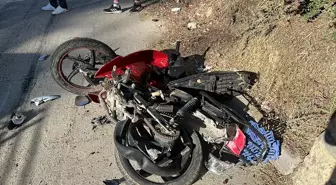 Adıyaman'da Otomobil ile Motosiklet Çarpışması: 1 Ölü, 2 Yaralı