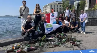 İstanbul'da Deniz Dibi Temizliği Yapıldı