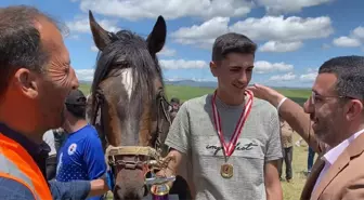 Kars'ta Geleneksel Yaz Festivali Düzenlendi