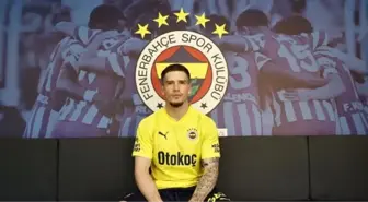 Fenerbahçe'nin yeni transferi Ryan Kent: 'Buraya gelmeden önce Fenerbahçe'nin büyüklüğünü biliyordum'