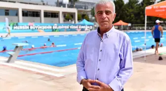Mersin Büyükşehir Belediyesi'nden Ücretsiz Yüzme Kursları