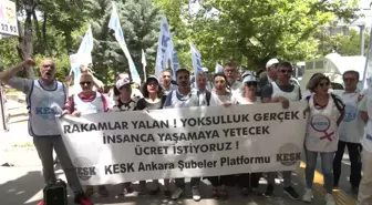 Kesk, Ankara'da Enflasyon Rakamlarını Protesto Etti: 'Tüik Hayat Pahalılığını Düşük Göstererek Maaş Artışlarımızı Adeta Bir Kara Delik Gibi Yutmaya...