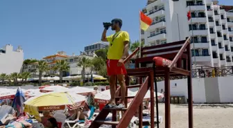 Kuşadası'ndaki Cankurtaranlar Yaz Sezonunda 24 Kişiyi Kurtardı