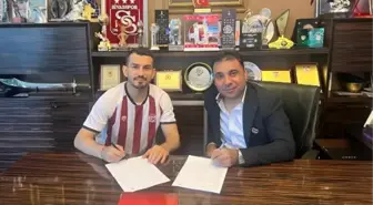 Demir Grup Sivasspor, Emrah Başsan ile 2 yıllık sözleşme imzaladı