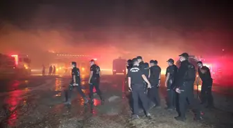 Van İpekyolu ilçesindeki yangın kontrol altına alındı