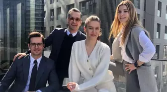 Camdaki Kız'ın Levent'i Tuğrul Tülek, oyuncu Ezgi Çelik ile aşk yaşamaya başladı