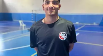 Samsunlu İşitme Engelli Sporcu Furkan Büyükgöze, Dünya Badminton Şampiyonası'nda Altın Madalya Hedefliyor