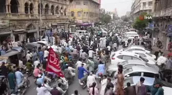 İsveç'teki Kur'an-ı Kerim'e saldırı Pakistan'da protesto edildi