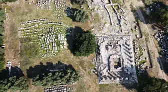 Muğla'da Lagina Hekate Kutsal Alanı'nda yapılan kazı çalışmalarında deprem izleri araştırılıyor