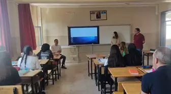 Sandıklı Kaymakamı Okul İncelemelerinde Bulundu
