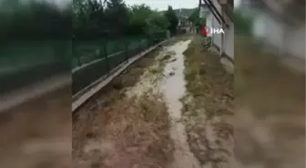 Uşak'ta Temmuz ayında sel baskını: 3 farklı evde hasar meydana geldi